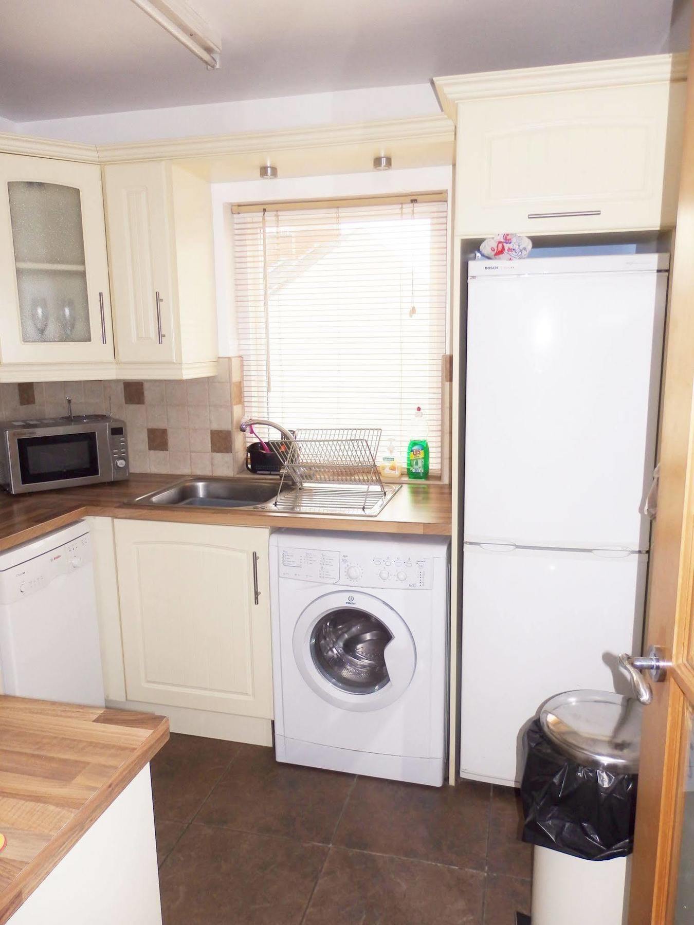 Excellent Location - City Centre - Parking - 4 Beds -2 Bedrooms Belfast Exterior photo